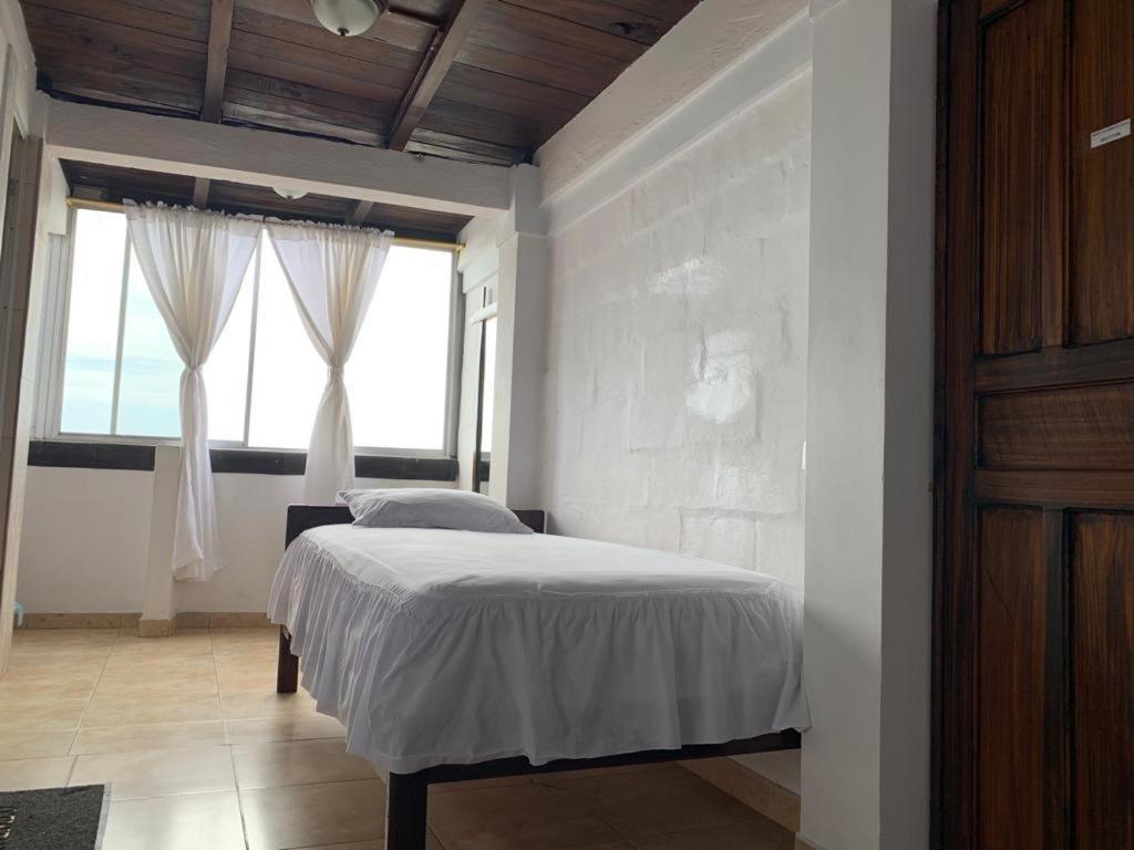 Hotel La Barca Atacames Ngoại thất bức ảnh