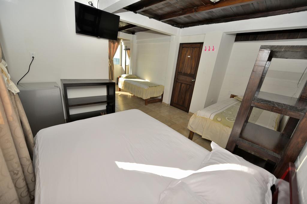 Hotel La Barca Atacames Ngoại thất bức ảnh