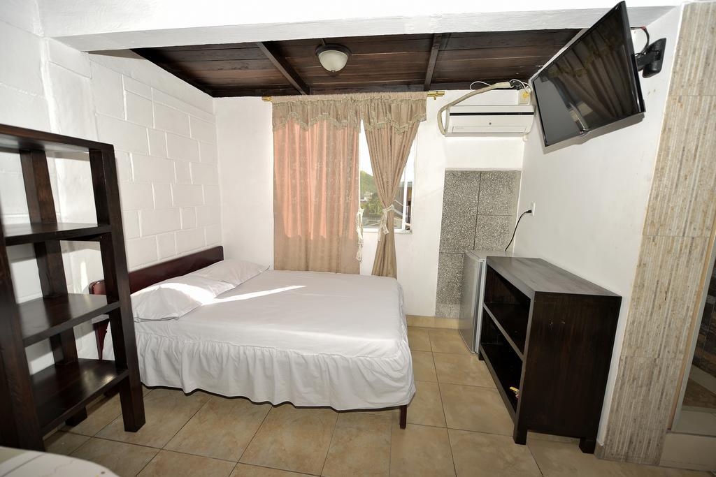 Hotel La Barca Atacames Ngoại thất bức ảnh