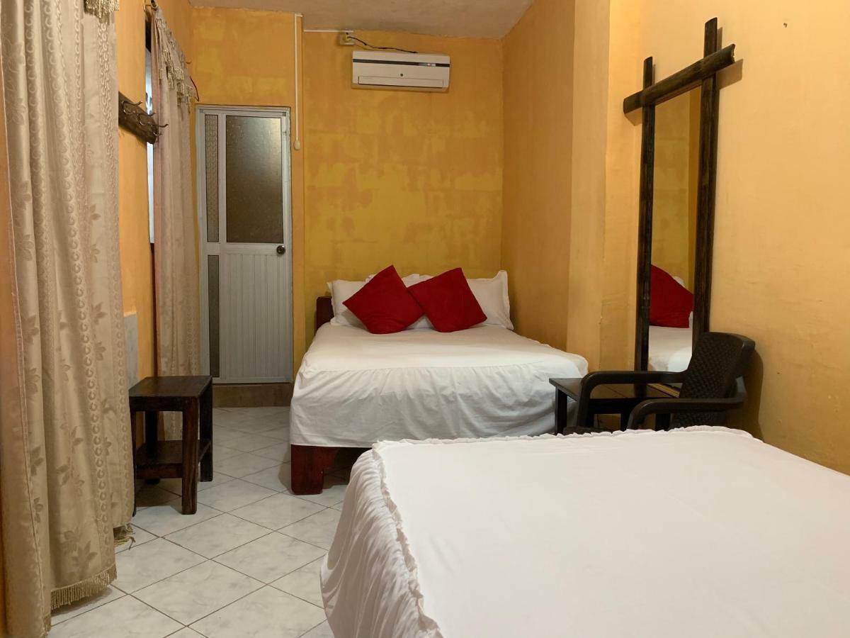 Hotel La Barca Atacames Ngoại thất bức ảnh